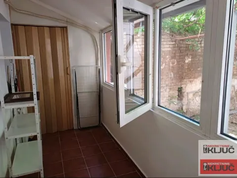 Rent, one bedroom apartment, 40m², Grbavica, Novi Sad Sve Podlokacije - image 18