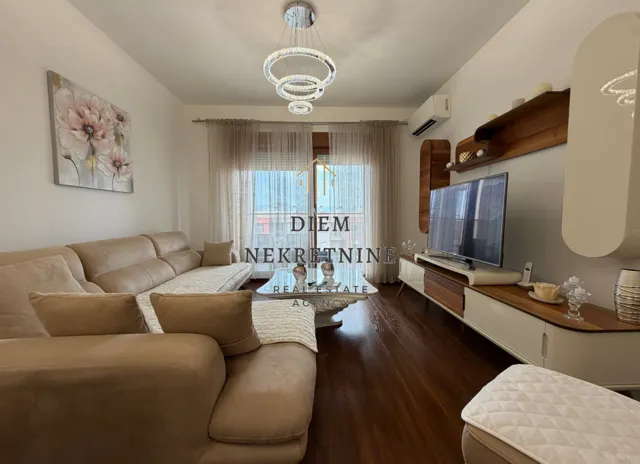 Rent, one bedroom apartment, 52m², Master Kvart, Podgorica