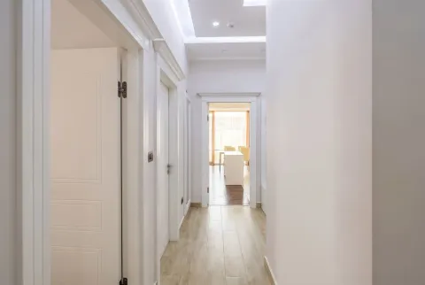 Sale, three bedroom apartment, 88m², Budva, Crna Gora - image 11