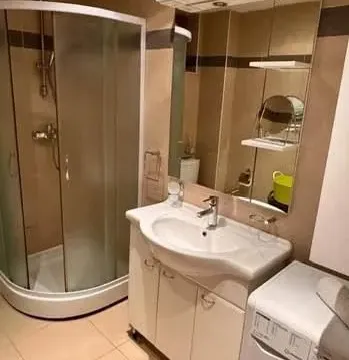 Sale, one bedroom apartment, 47m², Pržno, Budva - image 5
