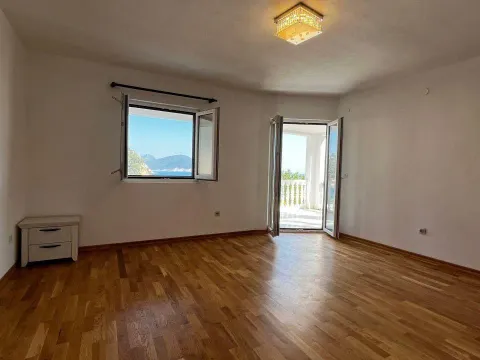 Sale, one bedroom apartment, 67m², Petrovac, Budva - image 7