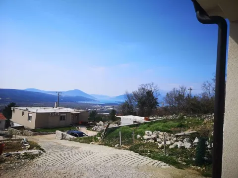 Izdavanje, jednosoban stan, 26m², Sutvara, Kotor - image 11