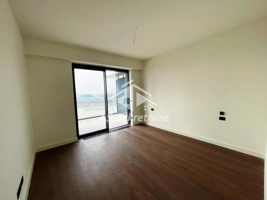 Rent, four bedroom apartment, 148m², Savski Venac, Beograd