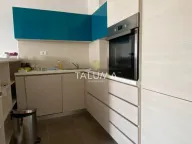 Prodaja, jednosoban stan, 51m², City Kvart, Podgorica - image 4