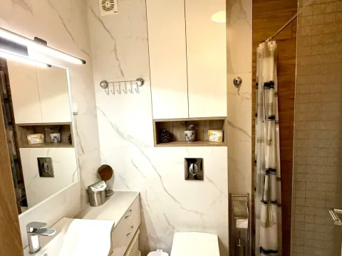 Rent, one bedroom apartment, 45m², Pobrežje, Podgorica - image 11