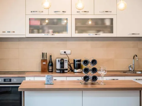 Sale, one bedroom apartment, 60m², Tivat, Crna Gora - image 9