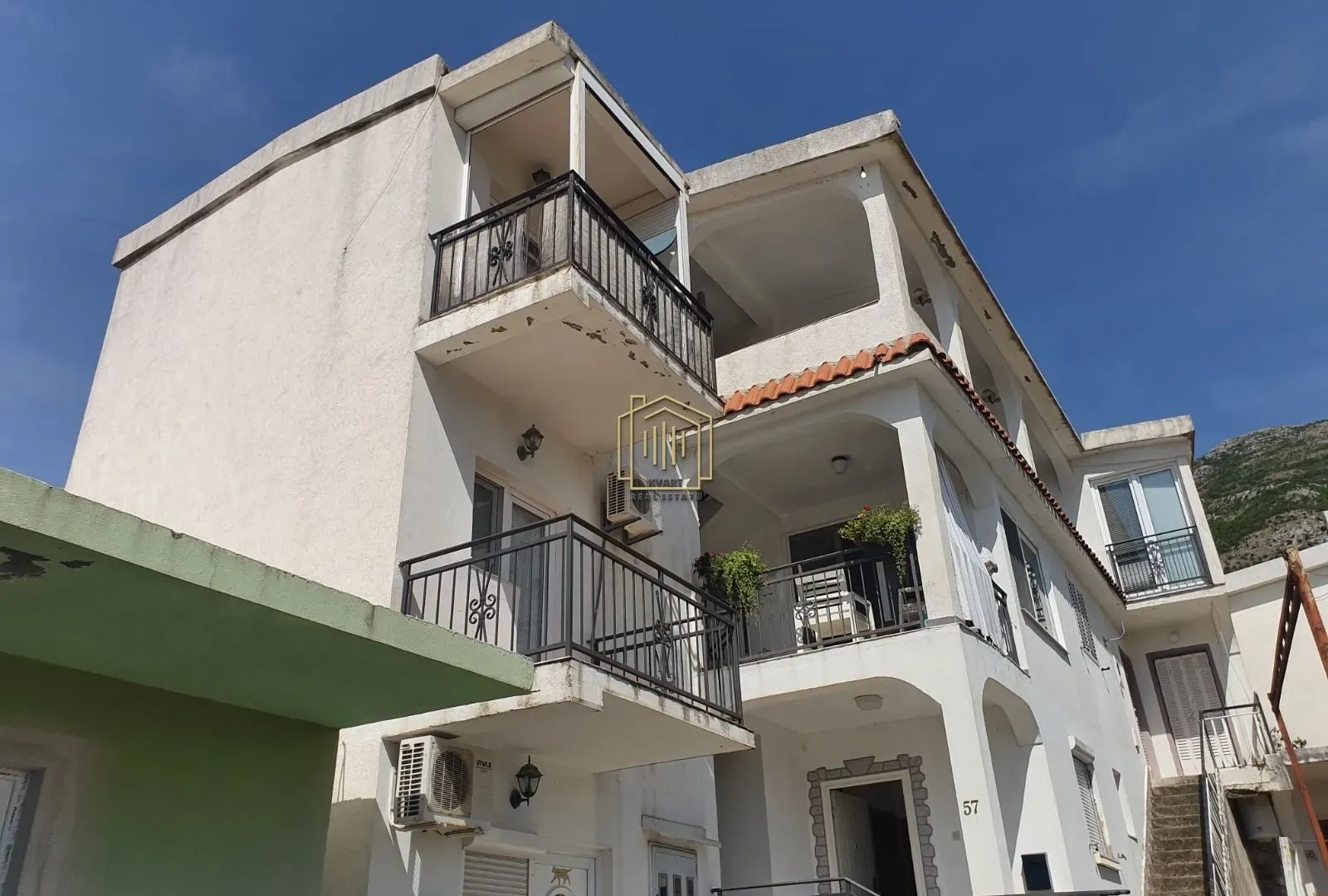 Sale, three bedroom apartment, 76m², Sutomore, Bar