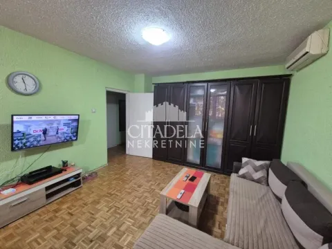 Izdavanje, jednosoban stan, 41m², Vidikovački venac, Rakovica - image 1
