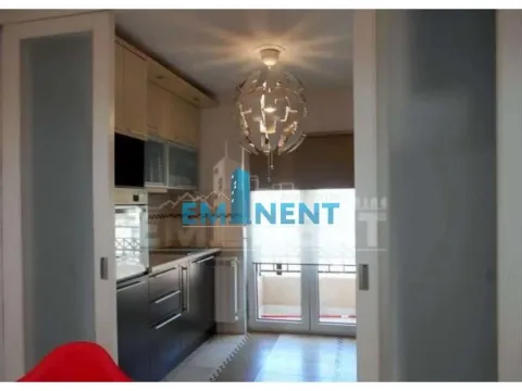 Izdavanje, četvorosoban stan, 140m², Đeram Pijaca, Beograd - image 6