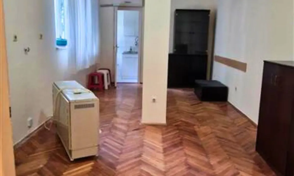 Prodaja, četvorosoban stan, 87m², Bulbulder, Zvezdara Sve Podlokacije