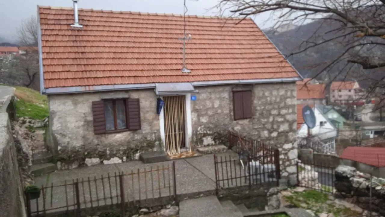 Prodaja, kuća, 59m², Cetinje, Crna Gora