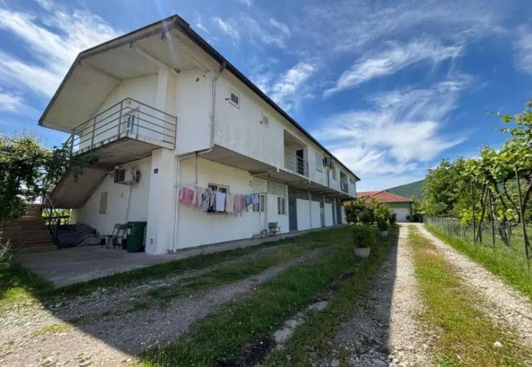 Prodaja, kuća, 400m², Centar, Danilovgrad