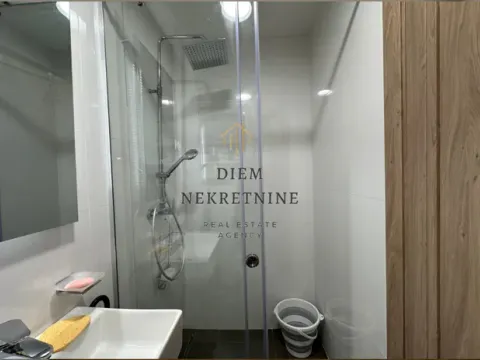 Izdavanje, dvosoban stan, 69m², Master Kvart, Podgorica - image 13