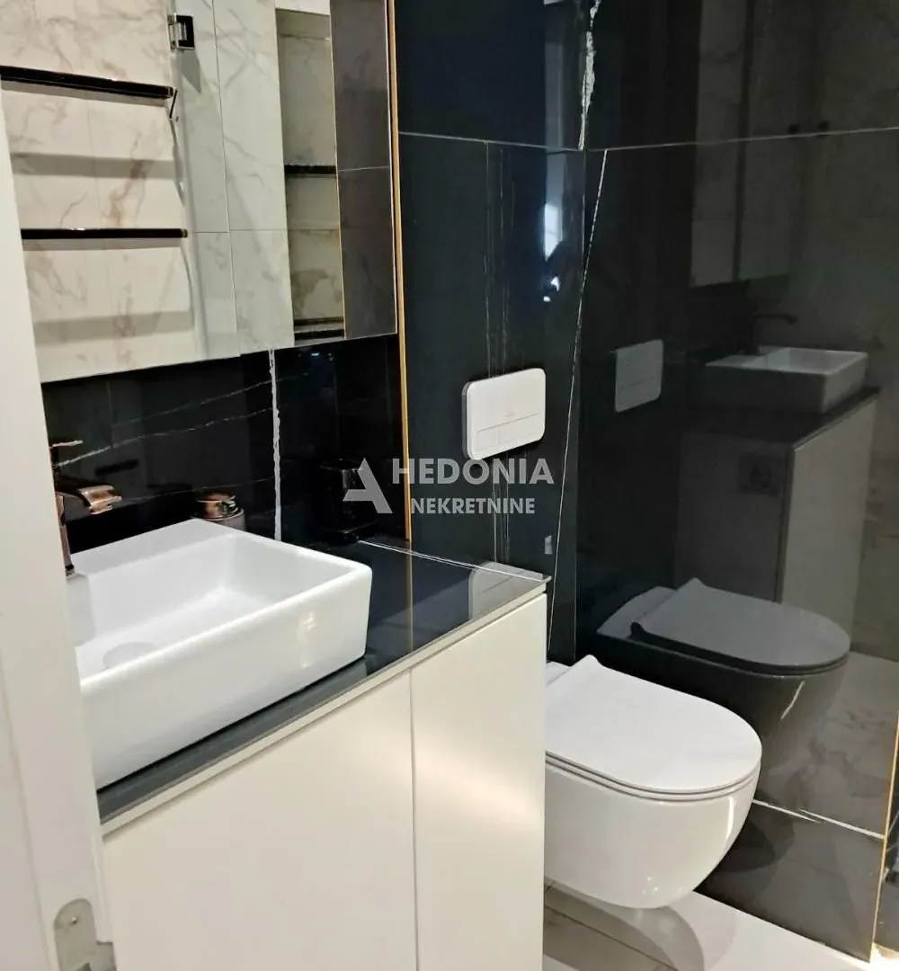 Sale, two bedroom apartment, 56m², Stari Grad, Beograd