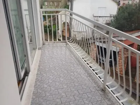 Rent, one bedroom apartment, 48m², Bijeli Do, Budva - image 4