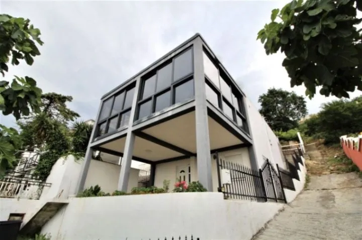 Rent, house, 90m², Sutomore, Bar