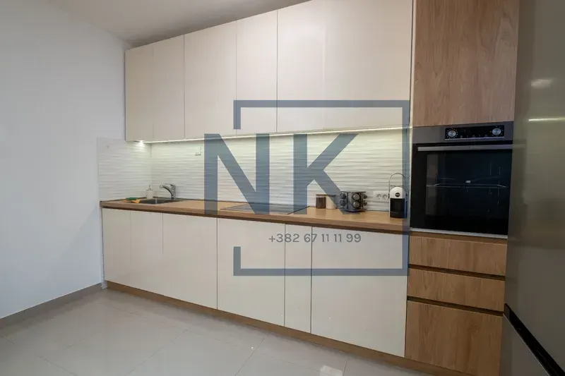 Prodaja, trosoban stan, 128m², Stari Aerodrom, Podgorica