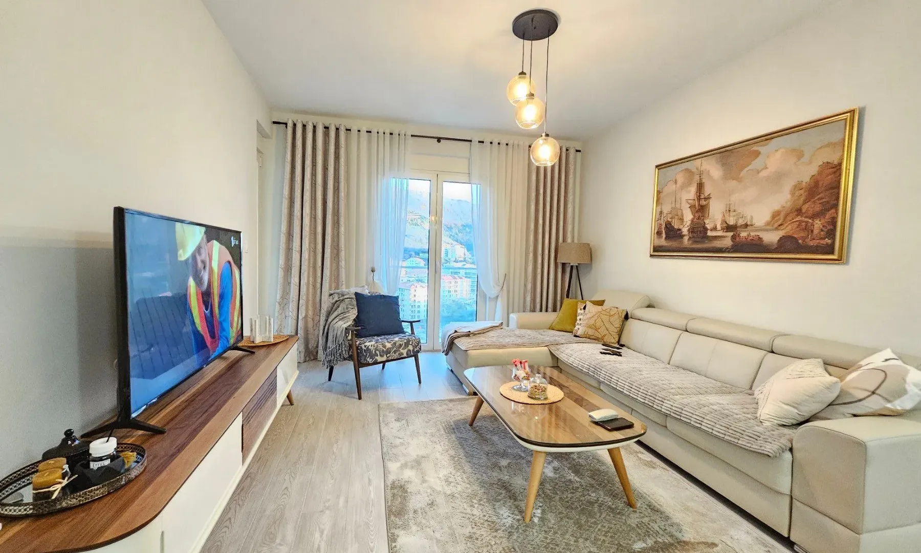 Rent, one bedroom apartment, 57m², Bečići, Budva