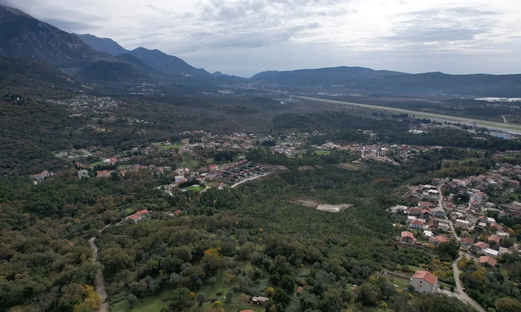 Prodaja, plac, 9160m², Tivat, Crna Gora