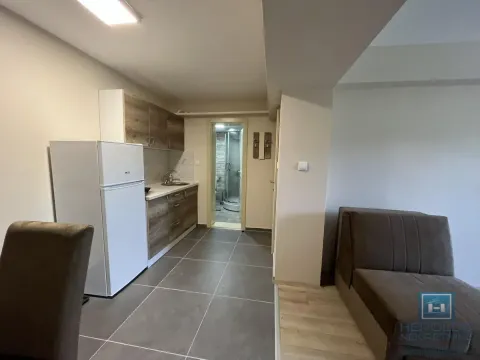 Sale, house, 400m², Tavrića obori, Jagodina - image 17