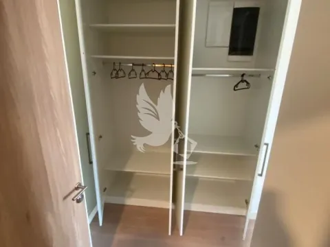 Izdavanje, trosoban stan, 74m², Stari Grad, Beograd - image 20