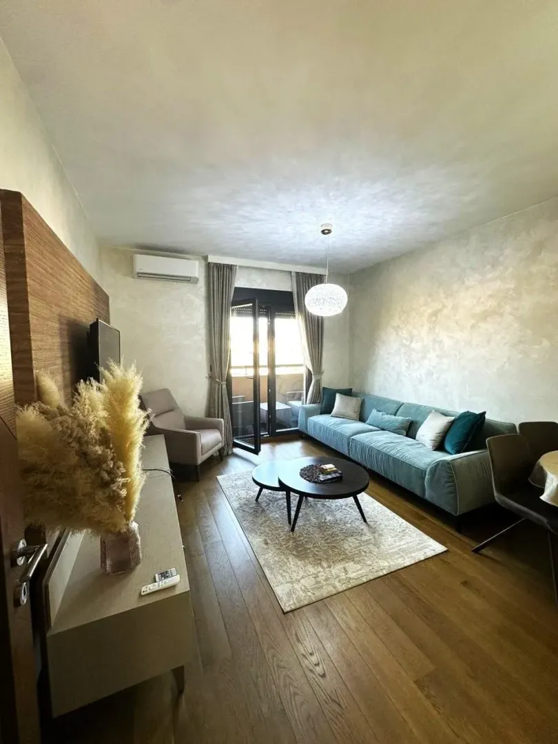 Izdavanje, jednosoban stan, 50m², Ljubović, Podgorica