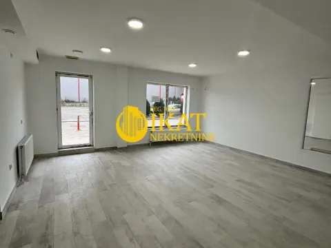 Poslovni prostor in Nova Pazova