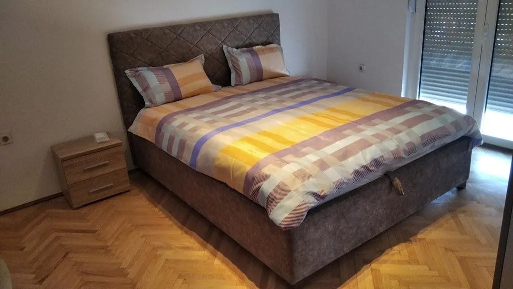 Rent, two bedroom apartment, 100m², Dalmatinska ulica, Podgorica