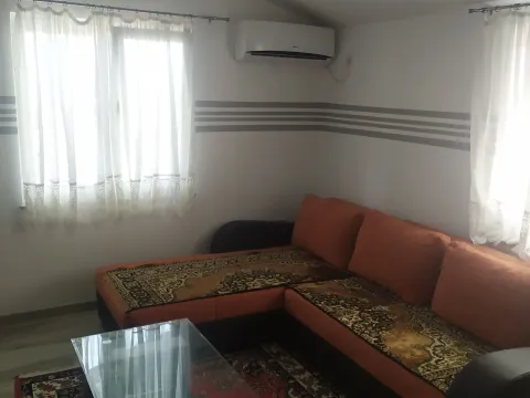 Rent, one bedroom apartment, 35m², Popovići, Bar - image 2