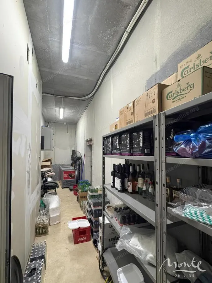 Prodaja, ugostiteljski objekat, 132m², Stari Aerodrom, Podgorica