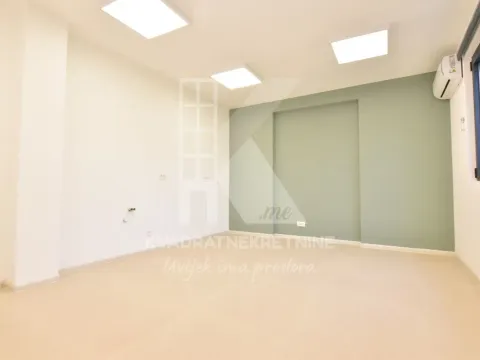Rent, office space, 80m², Centar, Podgorica - image 8