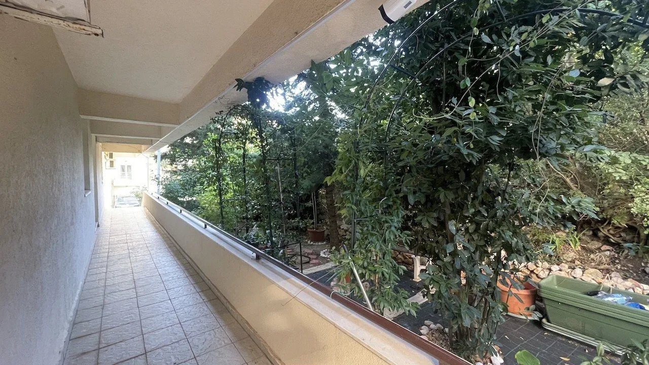 Prodaja, trosoban stan, 138m², Lazi, Budva