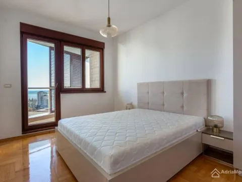 Prodaja, dvosoban stan, 95m², Bečići, Budva - image 6