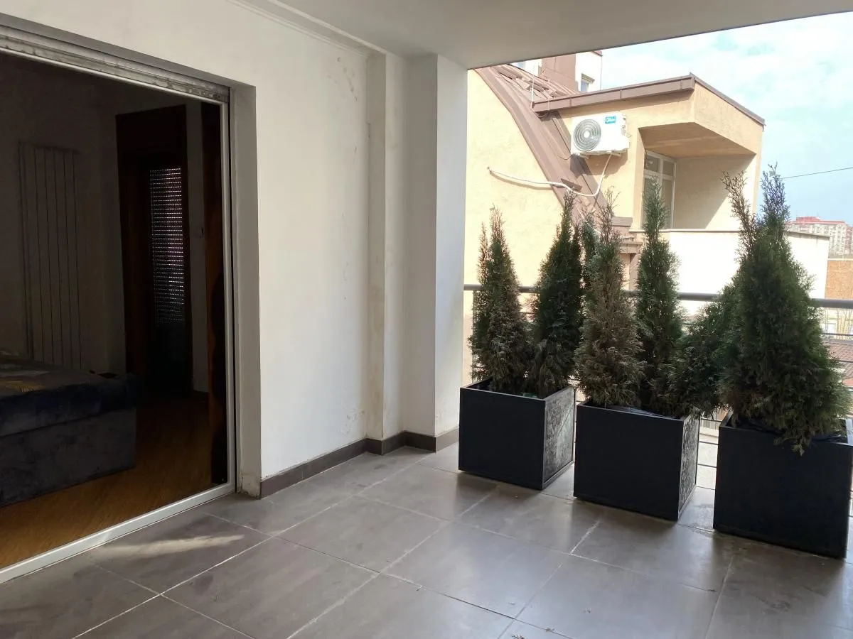 Rent, three bedroom apartment, 103m², Stari Grad, Beograd