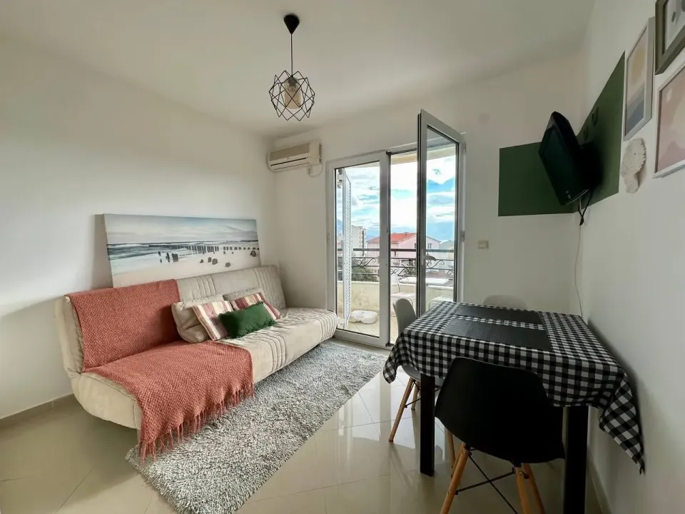 Sale, one bedroom apartment, 30m², Bečići, Budva