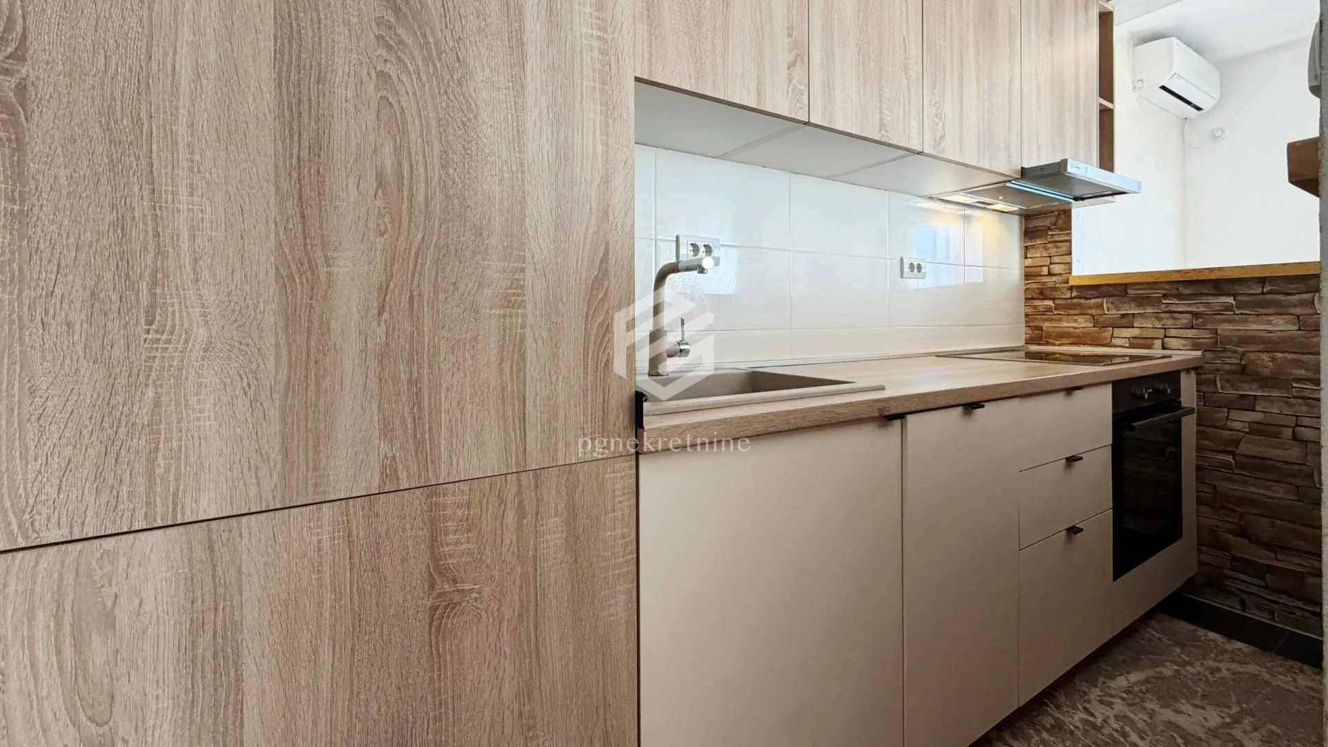 Rent, one bedroom apartment, 43m², Stari Aerodrom, Podgorica
