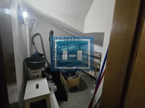 Sale, house, 370m², Vranje, Srbija - image 28