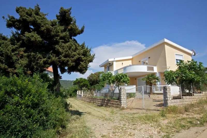 Sale, house, 404m², Utjeha, Bar