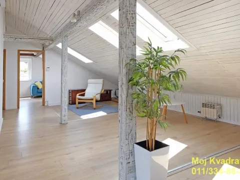 Prodaja, trosoban stan, 82m², Kalenić Pijaca, Vračar Sve Podlokacije - image 12