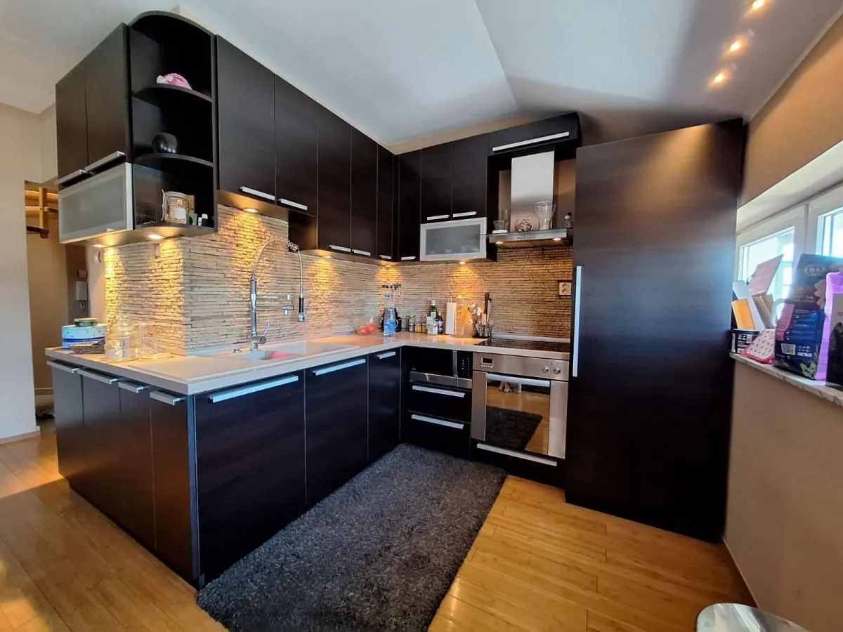 Prodaja, stan, 113m², Nova Detelinara, Novi Sad Sve Podlokacije