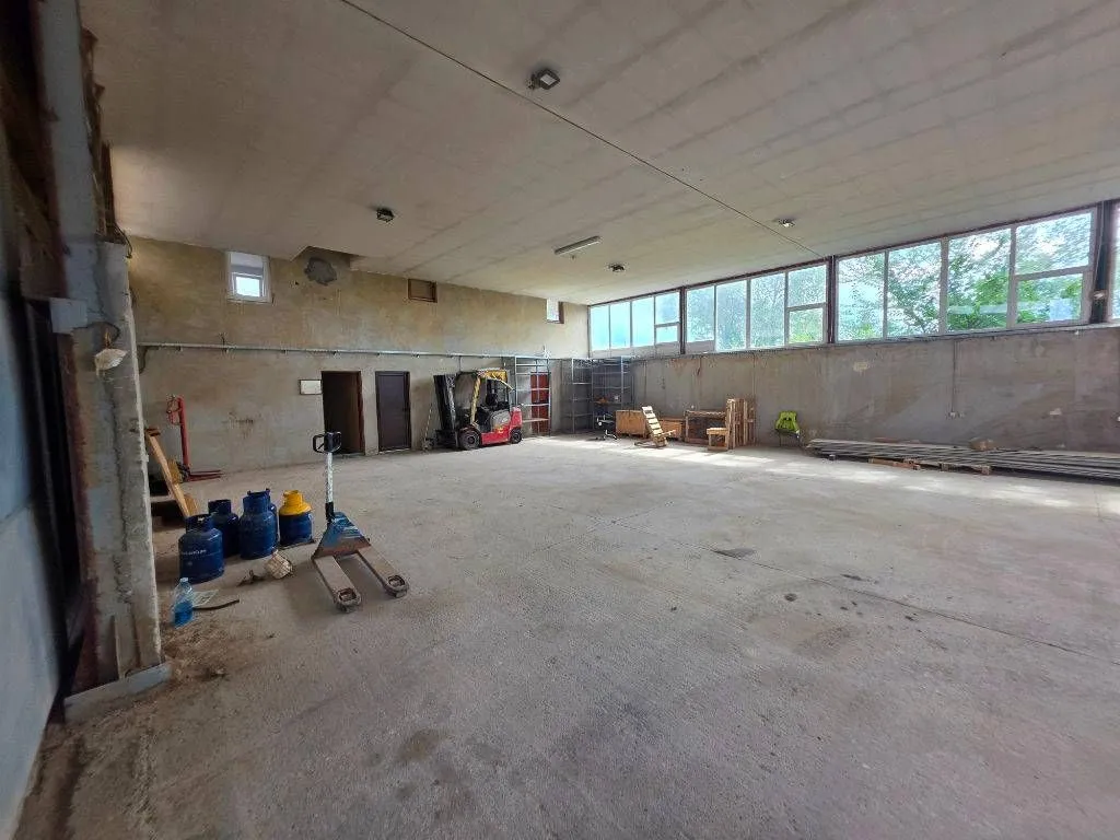 Sale, office space, 500m², Valjevo, Srbija