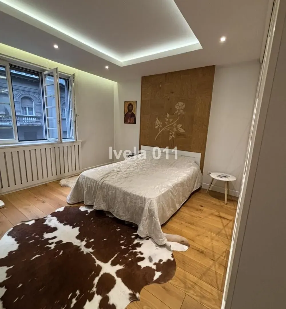 Prodaja, trosoban stan, 95m², Stari Grad, Beograd