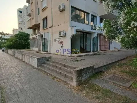 Prodaja, poslovni prostor, 32m², Bar, Crna Gora - image 9