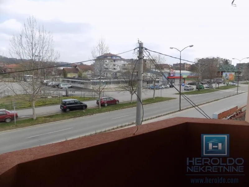 Sale, office space, 360m², Paraćin, Srbija