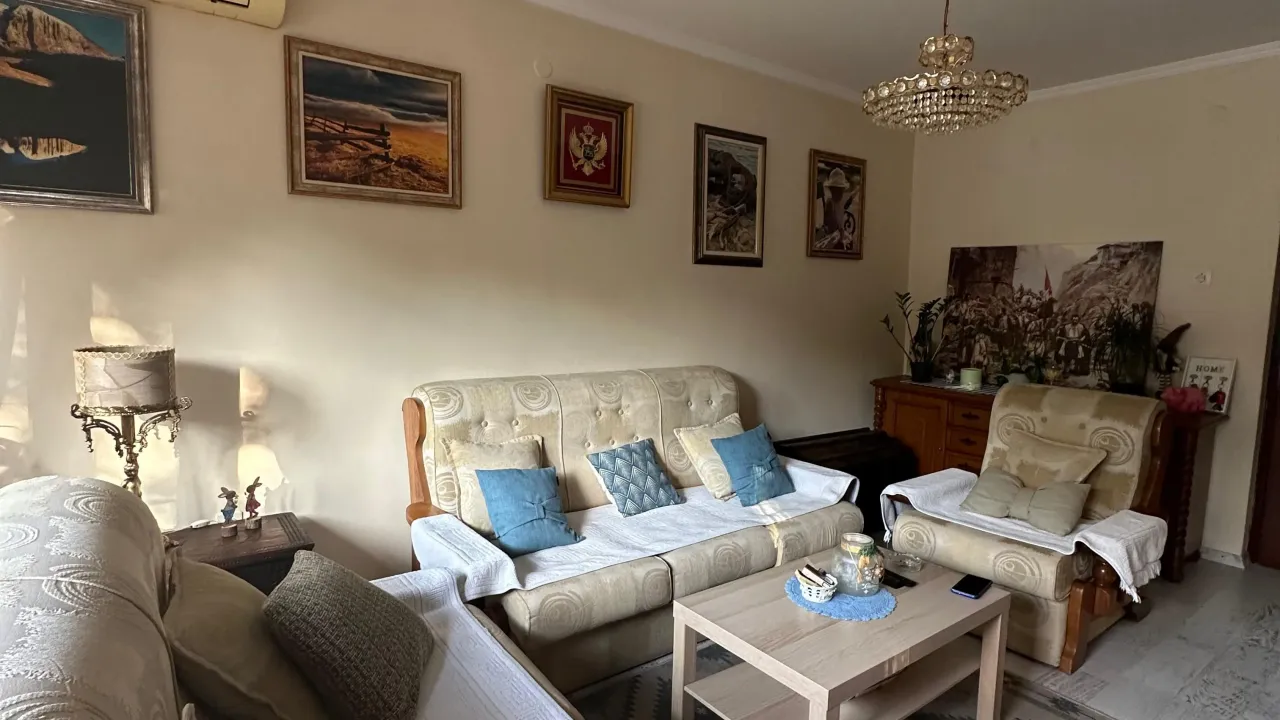 Prodaja, trosoban stan, 80m², Seljanovo, Tivat