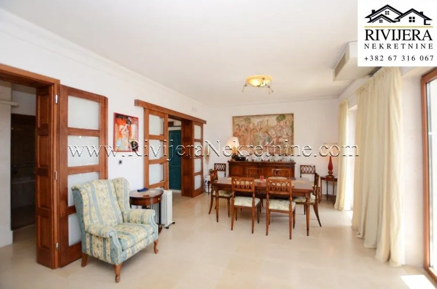 Prodaja, kuća, 216m², Savina, Herceg Novi