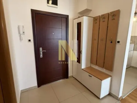 Izdavanje, jednosoban stan, 38m², Sajmište, Novi Sad - image 8
