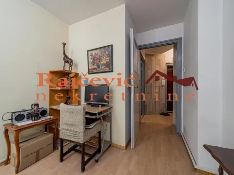Sale, three bedroom apartment, 55m², Zvezdara Sve Podlokacije, Beograd - image 5