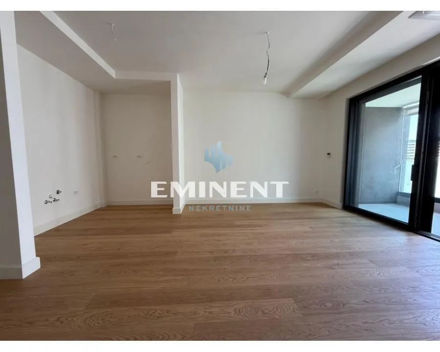 Sale, three bedroom apartment, 74m², Novi Beograd Blok 67, Novi Beograd Sve Podlokacije