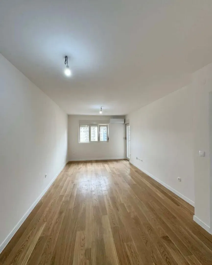 Prodaja, jednosoban stan, 49m², Central Point, Podgorica